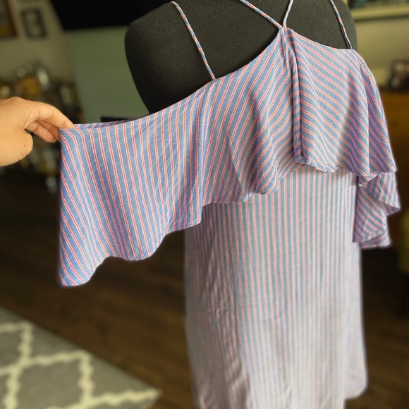 Breezy, Flutter top mini dress - Picture 3 of 7